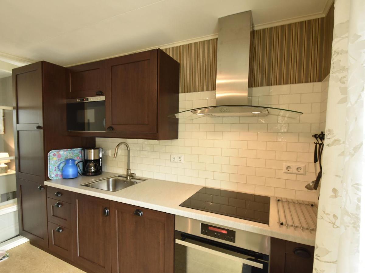 Modern Apartment In Schoorl Near The Beach Bagian luar foto