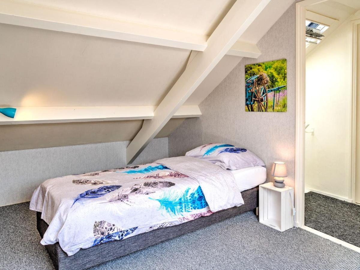 Modern Apartment In Schoorl Near The Beach Bagian luar foto